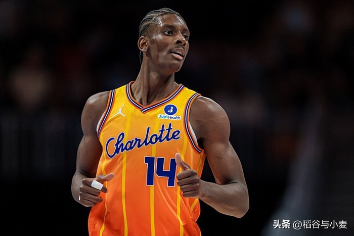 夏洛特黄蜂力克尼克斯 迪亚巴特防守惊艳引领五