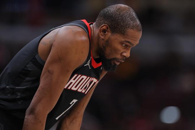 火箭VS勇士终极对决：库里复出冲击季后赛，两队