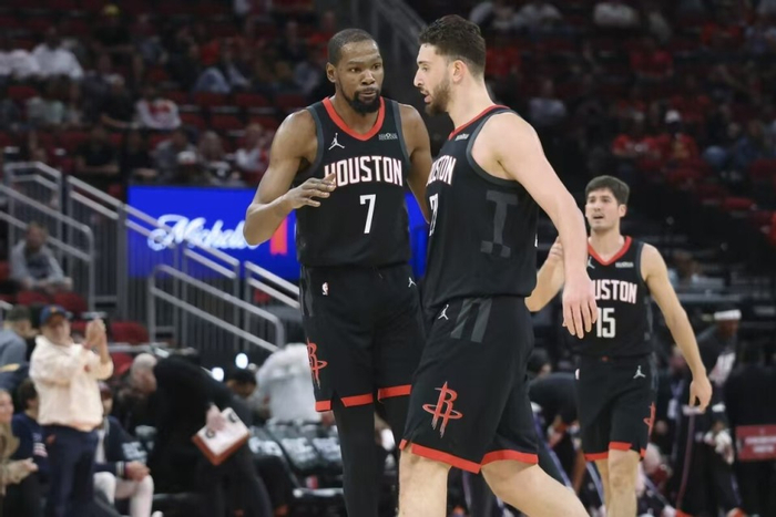 利拉德名人堂概率达96.4%，与詹库杜兰特并列历史