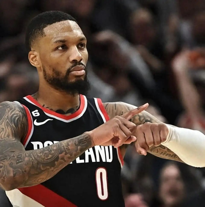 利拉德名人堂概率达96.4%，与詹库杜兰特并列历史