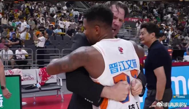广东队领先19分遭逆转排名滑落球迷怒斥杜锋下课
