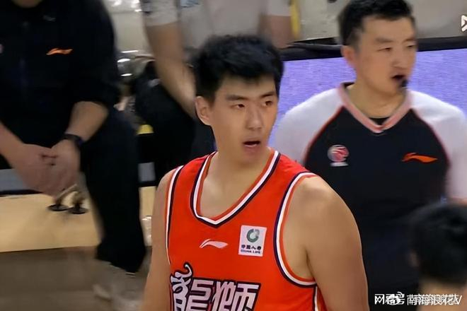 广东队领先19分遭逆转排名滑落球迷怒斥杜锋下课