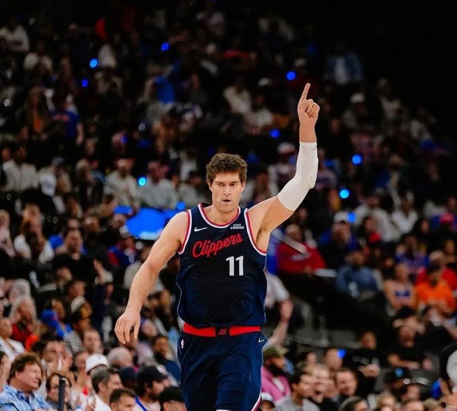 雷霆马刺争夺西部第一 太阳逆袭悬念待解